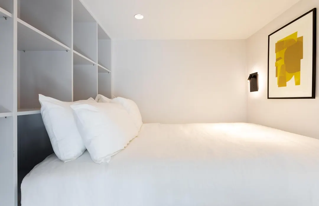 Coleherne Road Residence VI-1